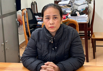 NÓNG: Danh tính bà trùm đường dây làm giả thuốc đông y cổ truyền từ bột ngô, thuốc tây