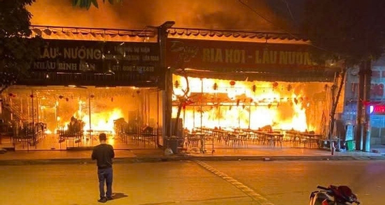 Cháy nhà hàng bia hơi tại Bắc Ninh, 1 người tử vong