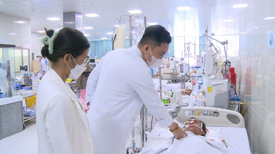 Thêm một người tử vong nghi ngộ độc rượu ở Đồng Tháp