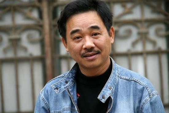 Diễn viên Quốc Khánh phim 'Tết này ai đến xông nhà' sau 24 năm vẫn giống vai Thi ở điều này