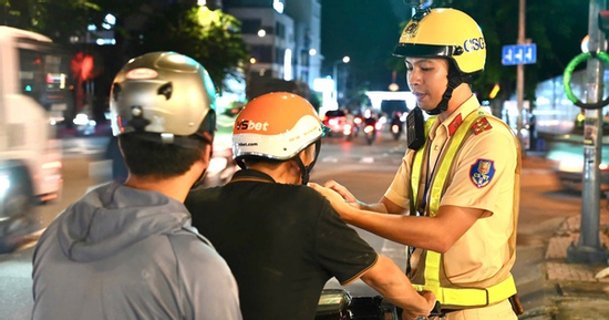 Từ mùng 1 Tết, CSGT sẽ đo nồng độ cồn