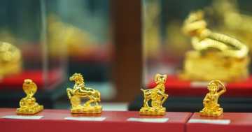 Giá vàng hôm nay 17/2/2026 đánh rơi mốc 5.000 USD, vàng giảm giá