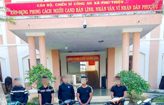 Đăng tin sai sự thật 'CSGT vào đám cưới bắt xe của khách': Xử phạt các lái xe 101 triệu