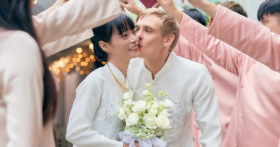 Người phụ nữ Phú Thọ lấy chồng Pháp kém 6 tuổi sau 'chuyến đi định mệnh'