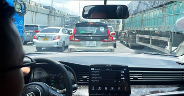 Chuẩn bị gì để lái xe trở lại thành phố sau Tết an toàn, đỡ 'dính' tắc đường