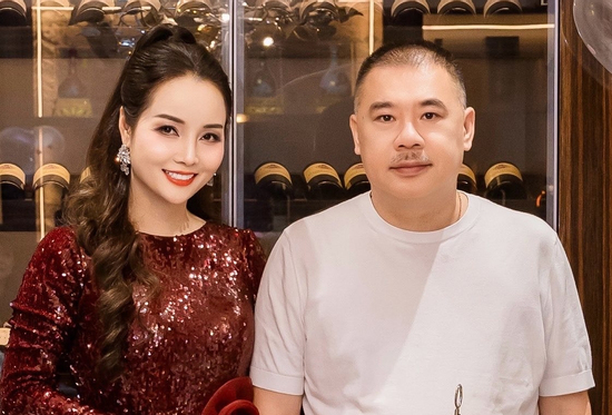 Tết ấm áp trong vòng tay nội - ngoại của gia đình Mai Thu Huyền