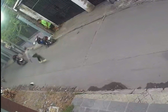 Danh tính kẻ tạt xăng châm lửa đốt người do mâu thuẫn tiền bạc