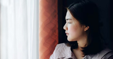 Vừa mừng thọ mẹ 90 tuổi, 5 anh em cãi vã vì 9 chỉ vàng giấu trong ống bơ