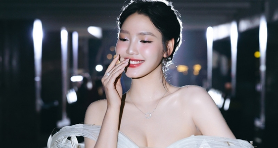 'Ngọc nữ thế hệ mới' 18 tuổi đóng con gái của Trường Giang là ai?