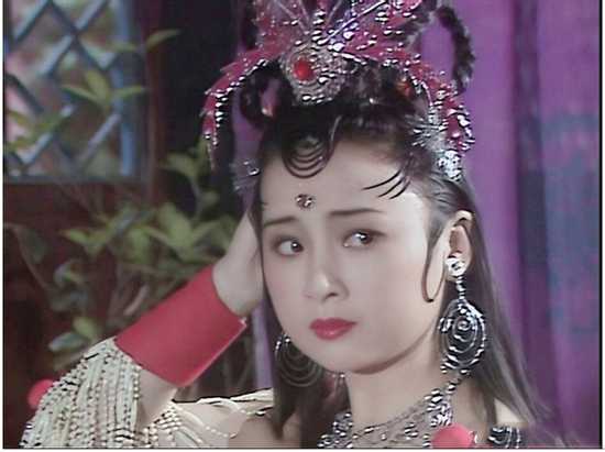 'Bà trùm' phim ảnh từng là 'yêu tinh nhện' đẹp nhất Tây du ký