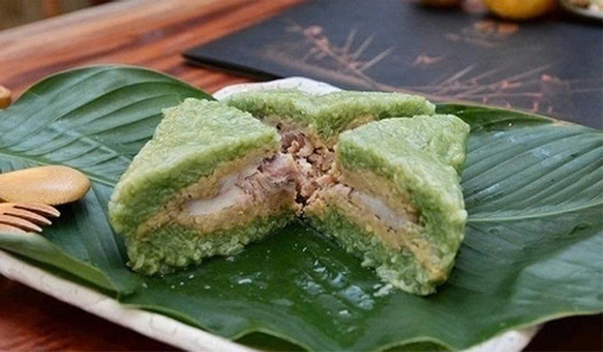 Vì sao bánh chưng nhanh bị mốc, thiu?