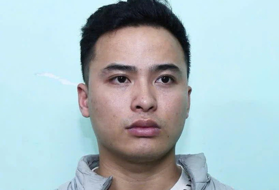 Bắt giam đối tượng kéo kính ôtô làm kẹt tay, kéo lê CSGT tại Tuyên Quang