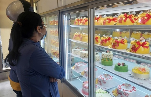 Ngoài vàng bạc, những mặt hàng nào đang “cháy hàng” dịp vía Thần Tài?