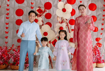 Ảnh khai xuân viên mãn của gia đình Cường Đô la - Đàm Thu Trang