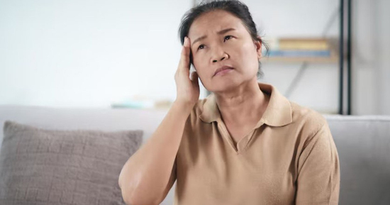 Ly hôn ở tuổi xế chiều, tôi mới biết thế nào là được sống cho mình