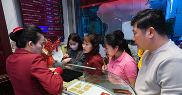 Giá vàng hôm nay 28/2/2026 tiếp đà tăng, hướng đến mốc kỷ lục