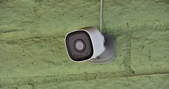 Vợ gào khóc kêu cứu bị bạo hành nhưng camera lại phơi bày sự thật gây chấn động