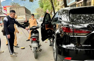 Khởi tố tài xế Lexus mở cửa xe gây tai nạn khiến bé 5 tuổi tử vong