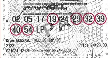 Mua xổ số cho vui, cụ bà 72 tuổi trúng độc đắc 266 tỷ đồng