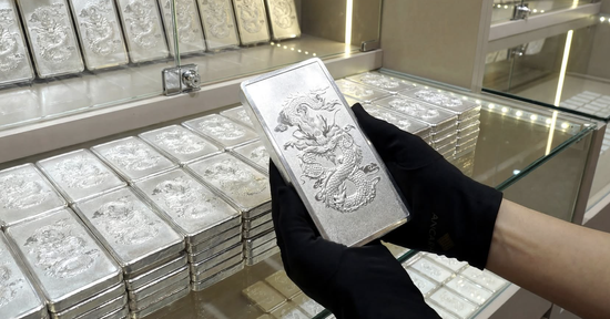 Giá bạc hôm nay 5/2/2026 tăng liên tiếp, áp sát 100 triệu đồng/kg