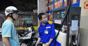 Giá xăng dầu tiếp đà đi lên, RON95 sát 19.000 đồng/lít