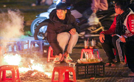 Không khí lạnh mạnh tràn về, miền Bắc rét đậm cận Tết ông Công ông Táo