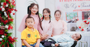 Người đàn ông 'cứng đơ như khúc gỗ' cưới vợ xinh, cả hôn trường bật khóc