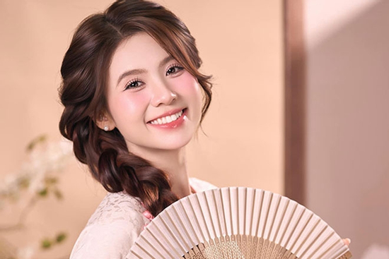 Nhan sắc nữ diễn viên vừa phải xin lỗi đoàn làm phim 'Gia đình trái dấu'