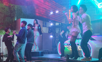 Quán bia biến tướng, hoạt động như bar ngoài trời tra tấn khu dân cư