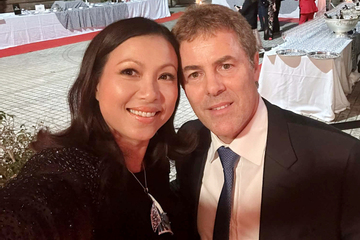 Chung sống không hôn thú, hoa hậu Ngô Mỹ Uyên và chồng giáo sư giữ tiền ra sao?