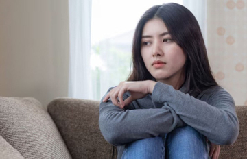 Ròng rã 8 năm trả nợ giúp mẹ chồng, nàng dâu chết lặng khi biết nguồn gốc khoản nợ