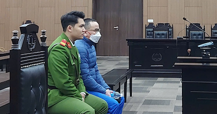 Hàng trăm nhà đầu tư sập bẫy lừa đảo từ chiêu 'thưởng vàng' của Tổng giám đốc