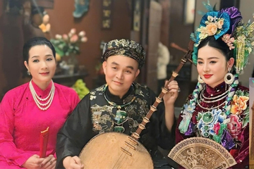 Nữ NSƯT nức tiếng trong làng sân khấu cải lương vừa đóng phim Tết cùng danh hài Xuân Hinh là ai?