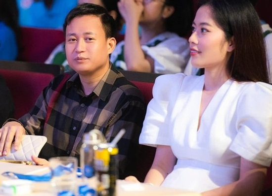 Nam Em thông báo chia tay bạn trai sau hơn 2 năm hẹn hò, tiết lộ lý do tan vỡ