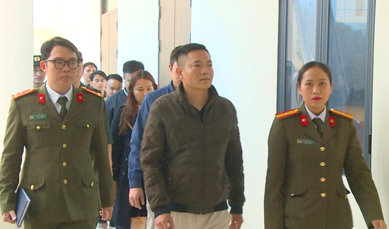 Triệt phá đường dây thuốc xương khớp giả thu lợi bất chính hơn 227 tỷ đồng