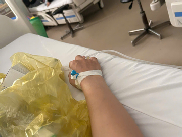 63 người bị ngộ độc thực phẩm sau khi ăn bánh kem mừng ngày 8-3