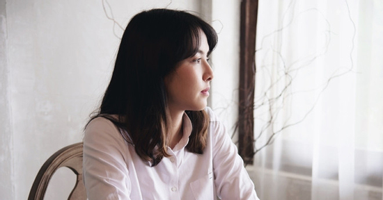 Đi viếng đám tang nhà thông gia tương lai, mẹ khuyên con gái hủy hôn