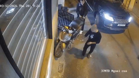 Dấu hiệu hình sự trong vụ tài xế ô tô chọc thủng lốp xe SH để trước cửa nhà ở Hà Nội