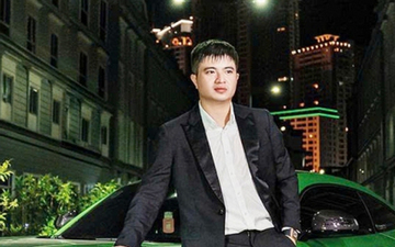 Khi con bị điều tra, bố mẹ của Mr Pips liền rút tiền mua vàng, USD cho vào vali mang đi gửi