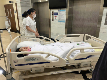 Phó giáo sư cảnh báo 'bệnh lười' tàn phá cột sống người trẻ