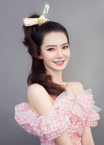 Đúng 17h30 thứ Ba 3/3/2026, 3 con giáp vận trình hanh thông như 'cá chép hóa rồng', tiền tài lũ lượt kéo về