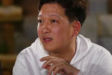 Trường Giang gục ngã khi đưa con trai đi bệnh viện: 'Ba ước có thể đánh đổi điều gì đó...'