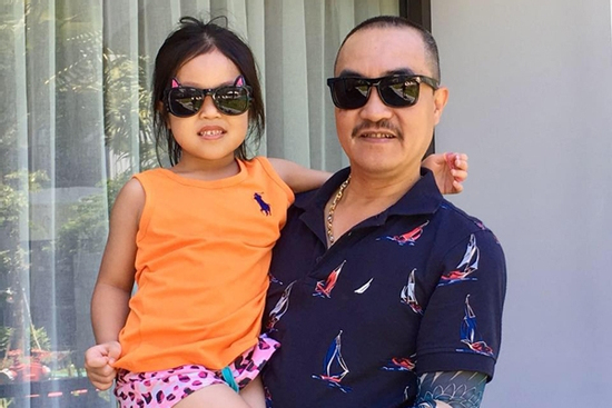 Nam NSƯT - Táo Kinh tế trong Táo Quân 2024, đời thực làm bố đơn thân kín tiếng