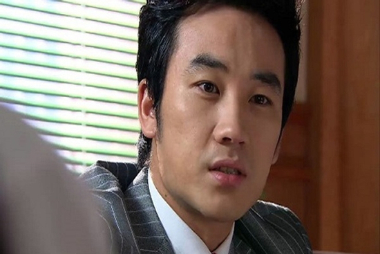 Vợ đột ngột ra đi, 3 ngày sau tủ lạnh bốc mùi lạ, tôi mở ra rồi 'ngã quỵ' trước món quà cuối cùng em để lại.