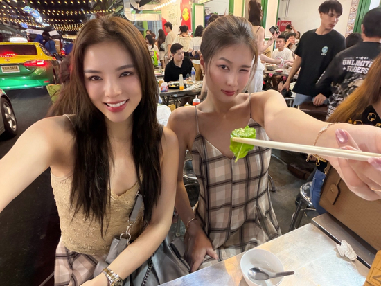 Kỳ Duyên và Thiên Ân cùng nhau vi vu Thái Lan