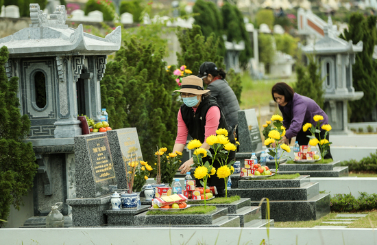 Tiết Thanh minh 2026 nên tảo mộ vào ngày nào?