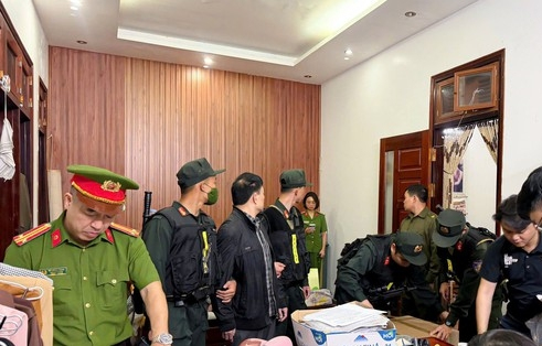 Hơn 200 cảnh sát tham gia phá chuyên án lớn, bắt nhiều giám đốc