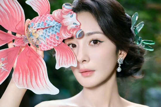 Thần Tài ban lộc vàng, 3 con giáp như chuột sa hũ nếp, công danh nở rộ, hứng mưa lộc trời, vươn tới giàu sang