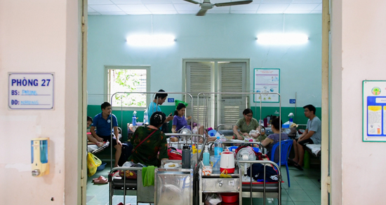 3 trẻ tử vong do bệnh tay chân miệng, Sở Y tế TPHCM chỉ đạo khẩn