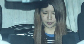 Nữ diễn viên nổi tiếng bị bắt giữ khẩn cấp vì ăn cắp bánh mì trong siêu thị, lâm cảnh khốn cùng sau khi mẹ qua đời